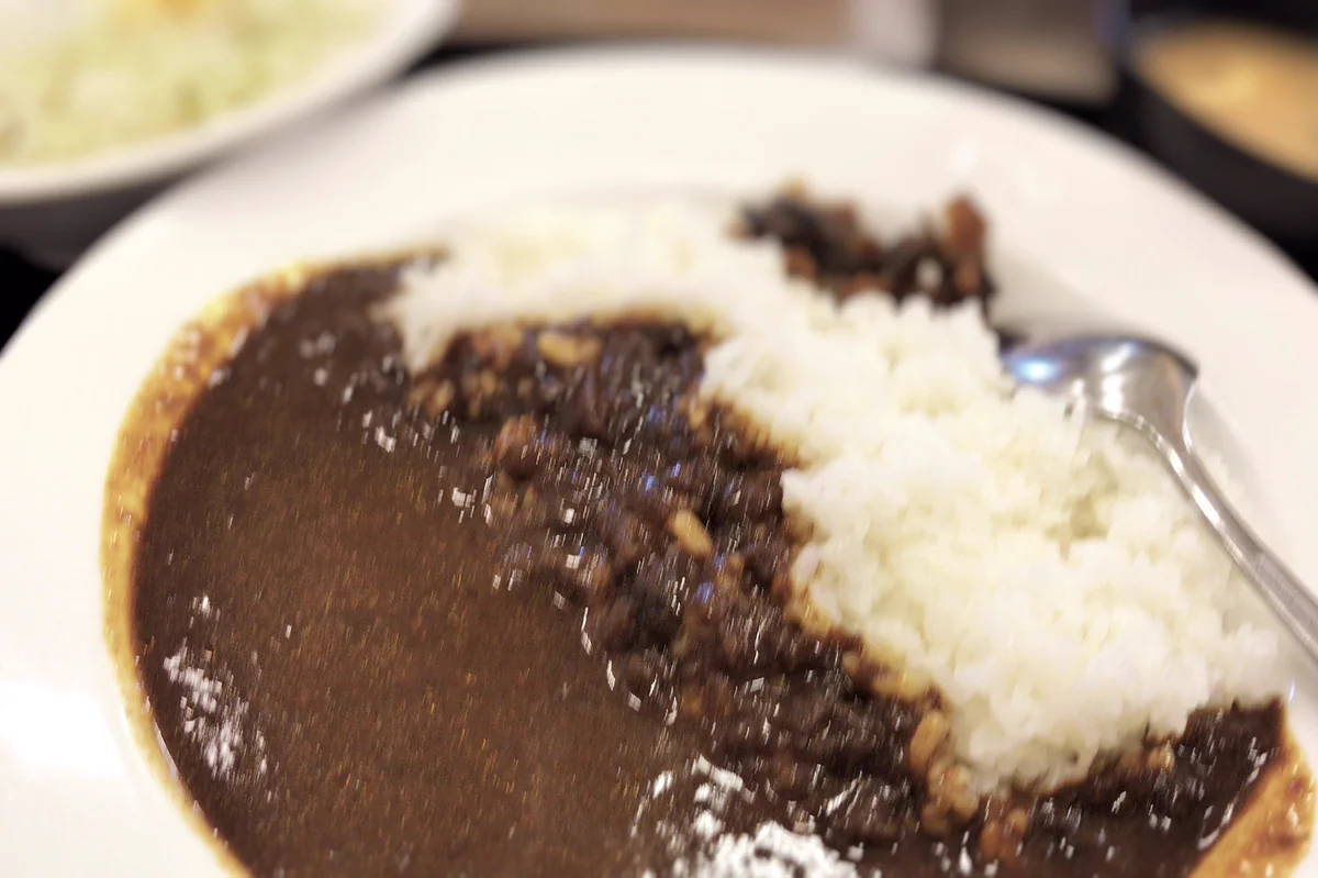 【悲報】松屋のメニューからオリジナルカレーが消えてしまう！