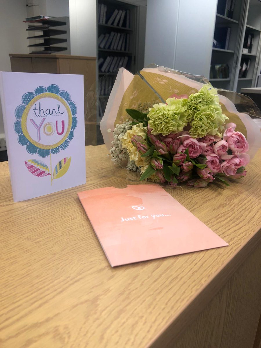 KatrinaStaplet4's tweet photo. @LittleHiccups1 thank you so much for the lovely flowers and card. https://t.co/Kvuk5hq1Ij