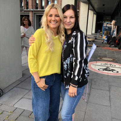 #NeuesProfilbild
With my favorite woman of all time😍😍
#JenniferKnaeble #JenniferKnäble #GMD #GutenMorgenDeutschland