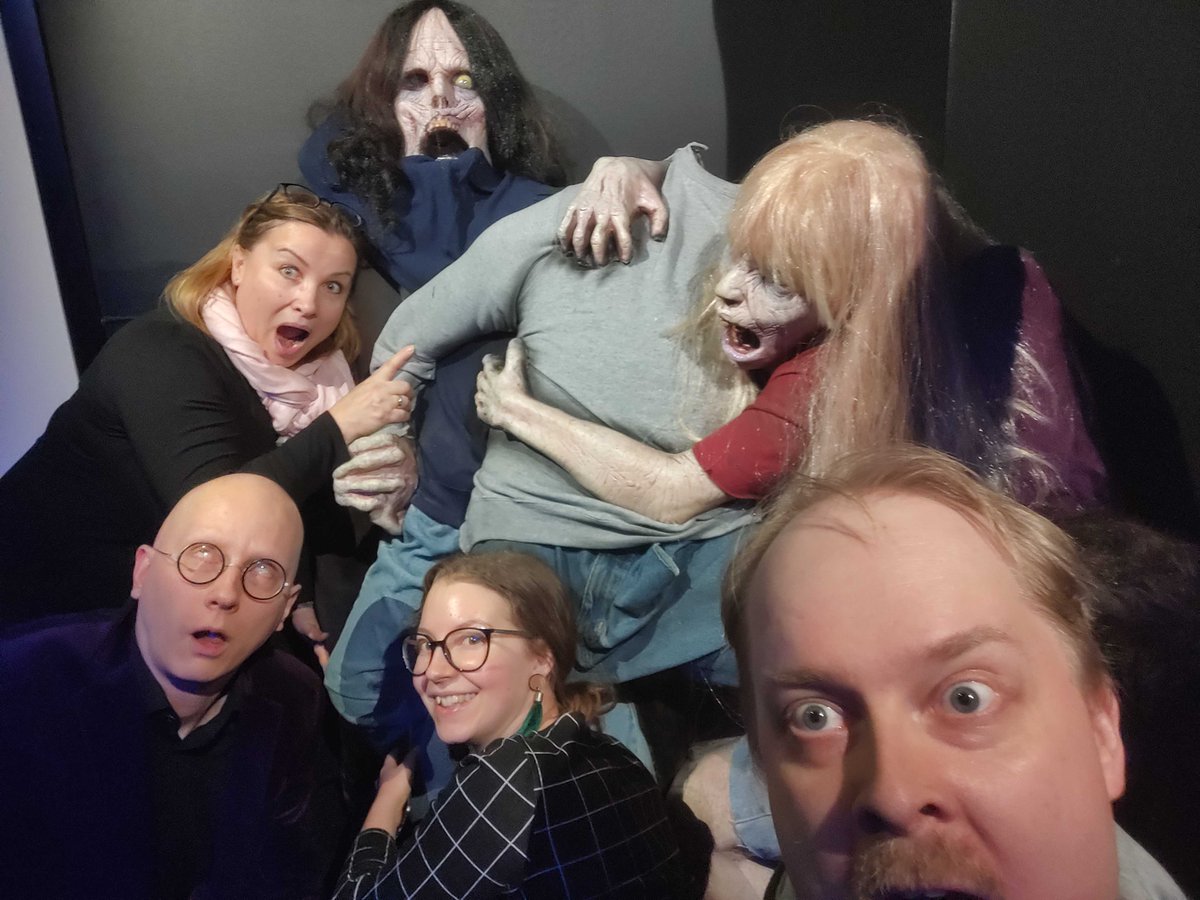 VilkasSE's tweet photo. I fredags passade hela Vilkas-teamet på att fira in julsäsongen 🎄 🎅 Vi avslutade arbetsdagen med minigolf och god mat! https://t.co/GL5LjAnpEz