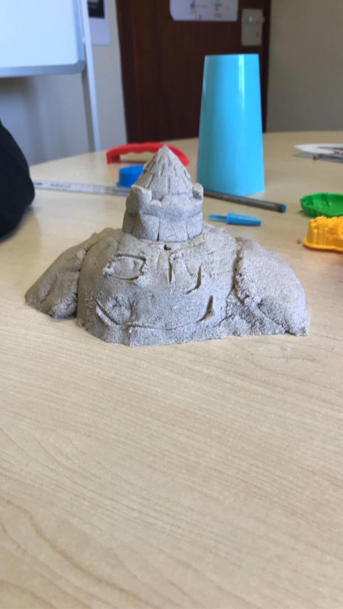 AlchemySchools's tweet photo. Our enrichment group this afternoon working on their fine motor skills #learninginadifferentway #learningisfun https://t.co/WbfvnAoKyR