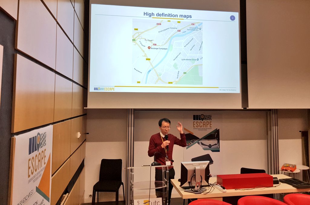 #HdMaps and #datafusion are the main topics addressed by Prof. P. Xu from @utcompiegne <a href="/Heudiasyc/">UMR_Heudiasyc</a>. Prof. Xu and his team helped us to test the #ESCAPEGNSSENGINE and to organize this final demo: thank you! <a href="/EU_GNSS/">EU_GNSS</a> @Groupe_Renault