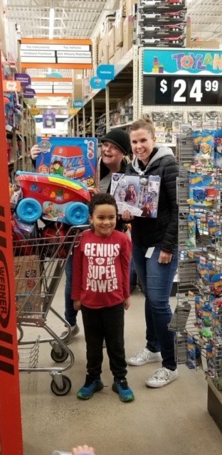 ValleyCompanies's tweet photo. Our favorite time of year is here again, when we partner with the @mntruck to provide gifts for local children in need during the holiday season.
It’s the Trucks & Toys Toy Program and it's not too late to donate at VC HQ or terminals.
#MTA #ValleyCompanies #VCevolving #VC1935 https://t.co/POePIH3mdt