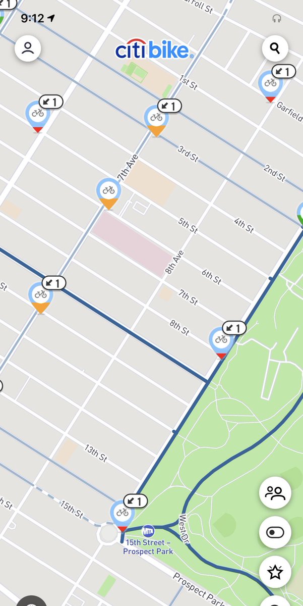StreetsblogNYC's tweet image. Thanks, ⁦@CitiBikeNYC⁩. This is what we need a #bikemayor for: to tell ⁦@NYCMayor⁩ to put some public money into this vital, but sometimes shaky, form off PUBLIC transit.