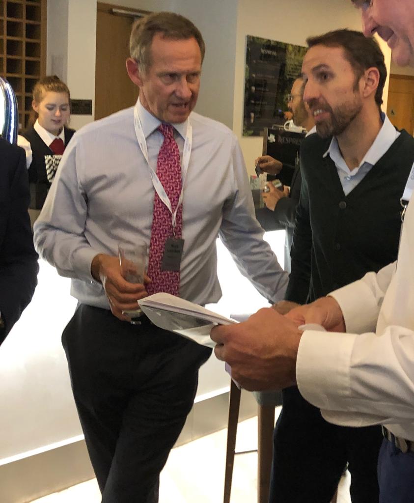 Shared goals: <a href="/nicklondonknee/">Nick London</a> and #GarethSouthgate at #SportsKnee2019, discussing the value of multi-sport for young athletes as a way of reducing the risk of #ACLinjury. <a href="/WarwickOrtho/">Warwick Orthopaedics</a>