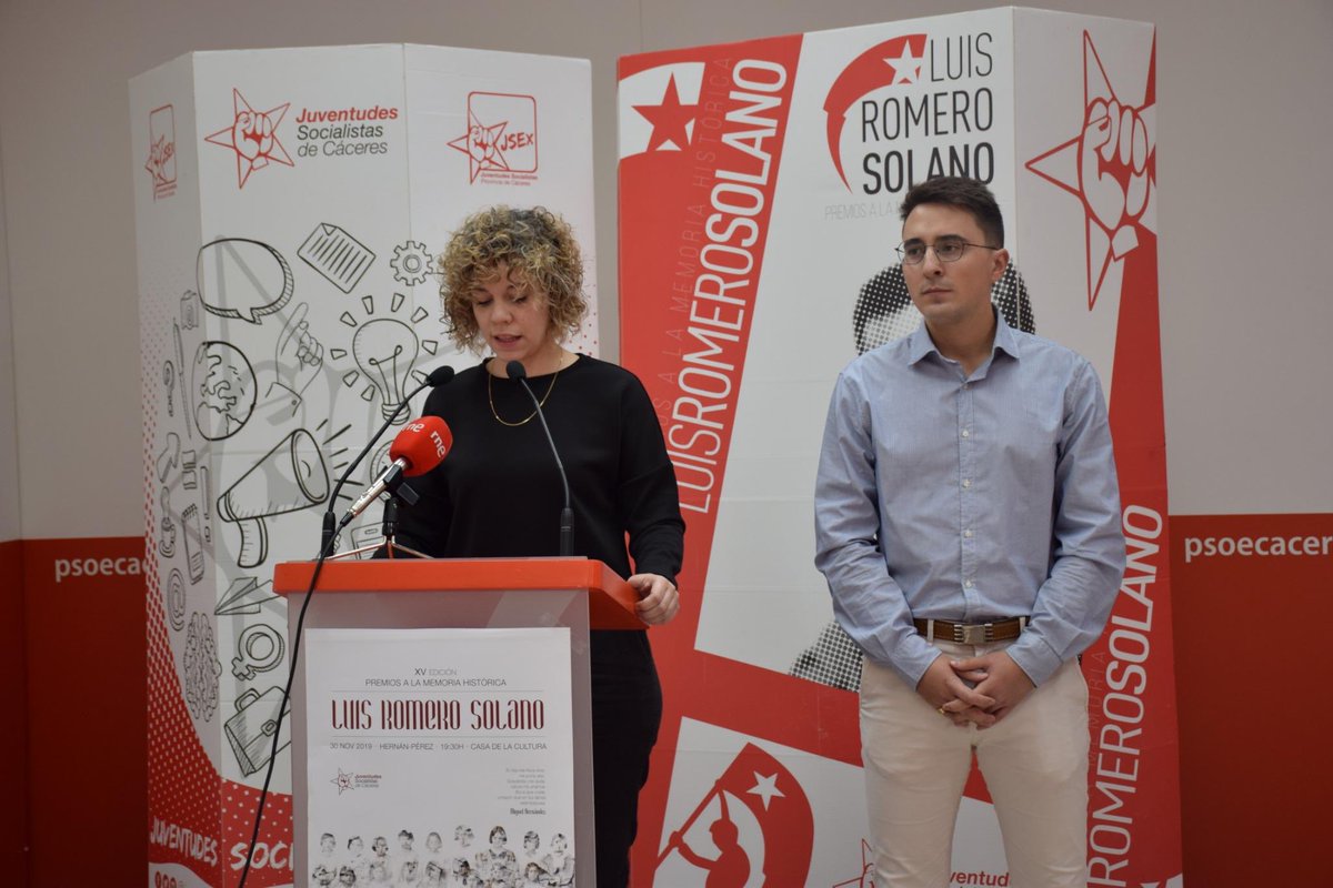 Rueda de prensa: XV Premios a la Memoria Histórica Luis Romero Solano 🌹✊🏼  Esta mañana, nuestra Secretaria General, Paula Rodríguez Pallero, y el  Secretario General de la localidad de Hernán Pérez han