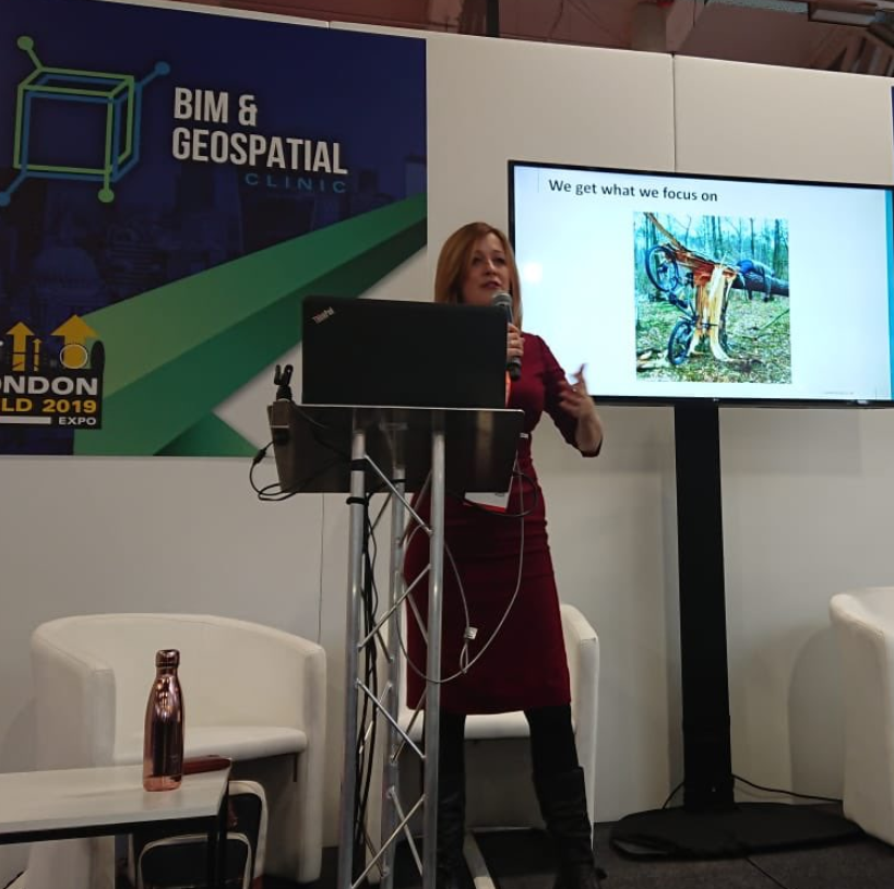 PCSG_World's tweet photo. Turning around under-performing #teams - Our @ElizabethKavan6 talks #behaviours #culture and #collaboration - & why they are so critical in the complex world of the built-environment @LondonBuildExpo @Beh4Coll #teamculture #mindsetmatters #collaborativeconstruction https://t.co/8Kmenunaas