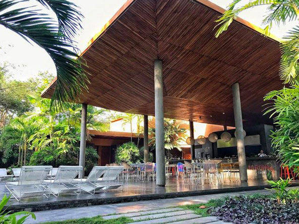 CacaoniLodge's tweet photo. La tranquilidad y el verdor de nuestras instalaciones es lo que necesitas para desconectar de la rutina, mientras escuchas el sonido del río 🍃 queremos que vivas la #ExperienciaCacaoni porque te lo mereces. https://t.co/iHyyaSi7Kq