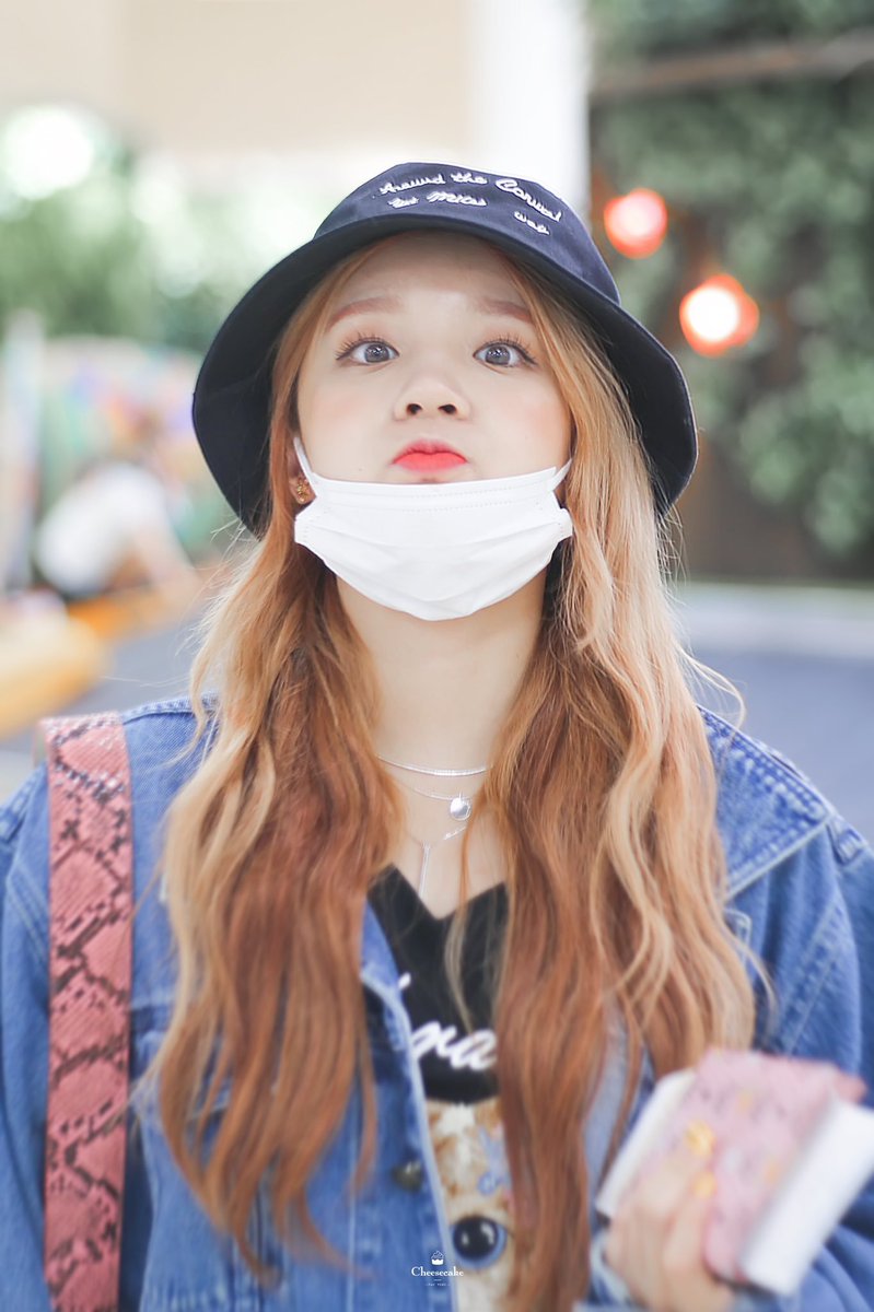 __spoiledbrxt's tweet photo. ㅤ⦅ 🚨 › gαther αround # # noɯ ı'm bαck from mч 𝐡𝐨𝐥𝐢假𝐝𝐚𝐲´ ╱. . 𝗅𝗈𝗇𝗀 𝗅𝗂𝗏𝖾 · the 𝙠𝙞𝙣𝙜 ɯhαt the people sαч. / them other knıghts ? ? sαч 𝕘𝕠𝕠𝕕𝕟𝕚𝕘𝕙𝕥. 𓍼 › https://t.co/ctmXRoYxiW