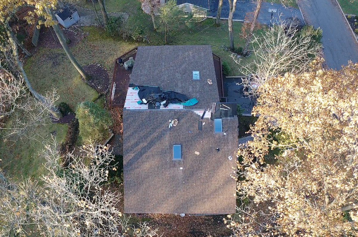 CarlsonBrothers's tweet photo. Great shot by the Carlson Brothers Roof Drone of our work here today in Rivervale installing #veluxskylights and #owenscorning duration teal shingles!#drone #roof #roofers #nj #familyowned #construction https://t.co/4JVljYT3Cw