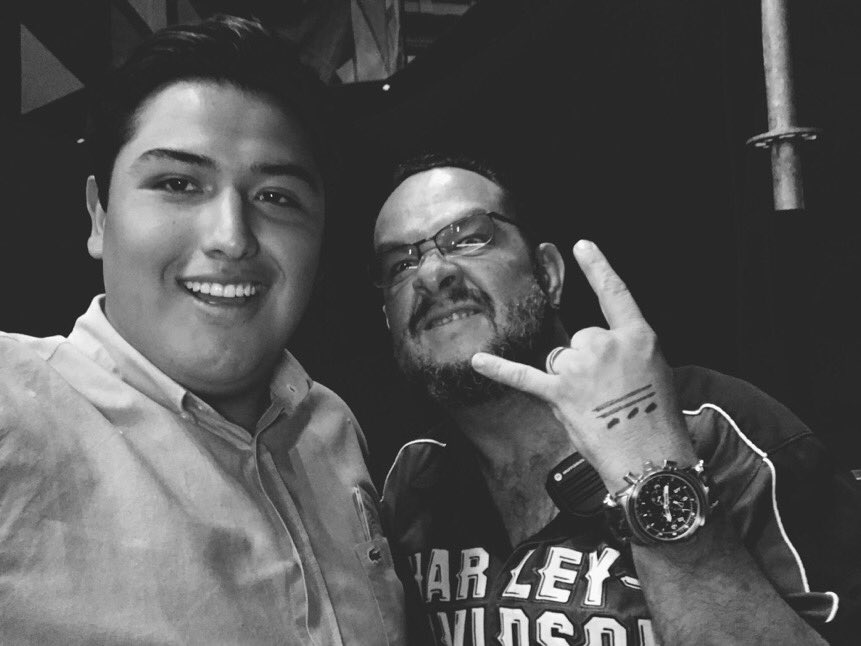 RafaaRivass's tweet photo. Volver a sentir la energía de los openings de @thejavimix #ElEvento40 #StaffEnLOS40 @los40mx https://t.co/0TN1CDyWhO