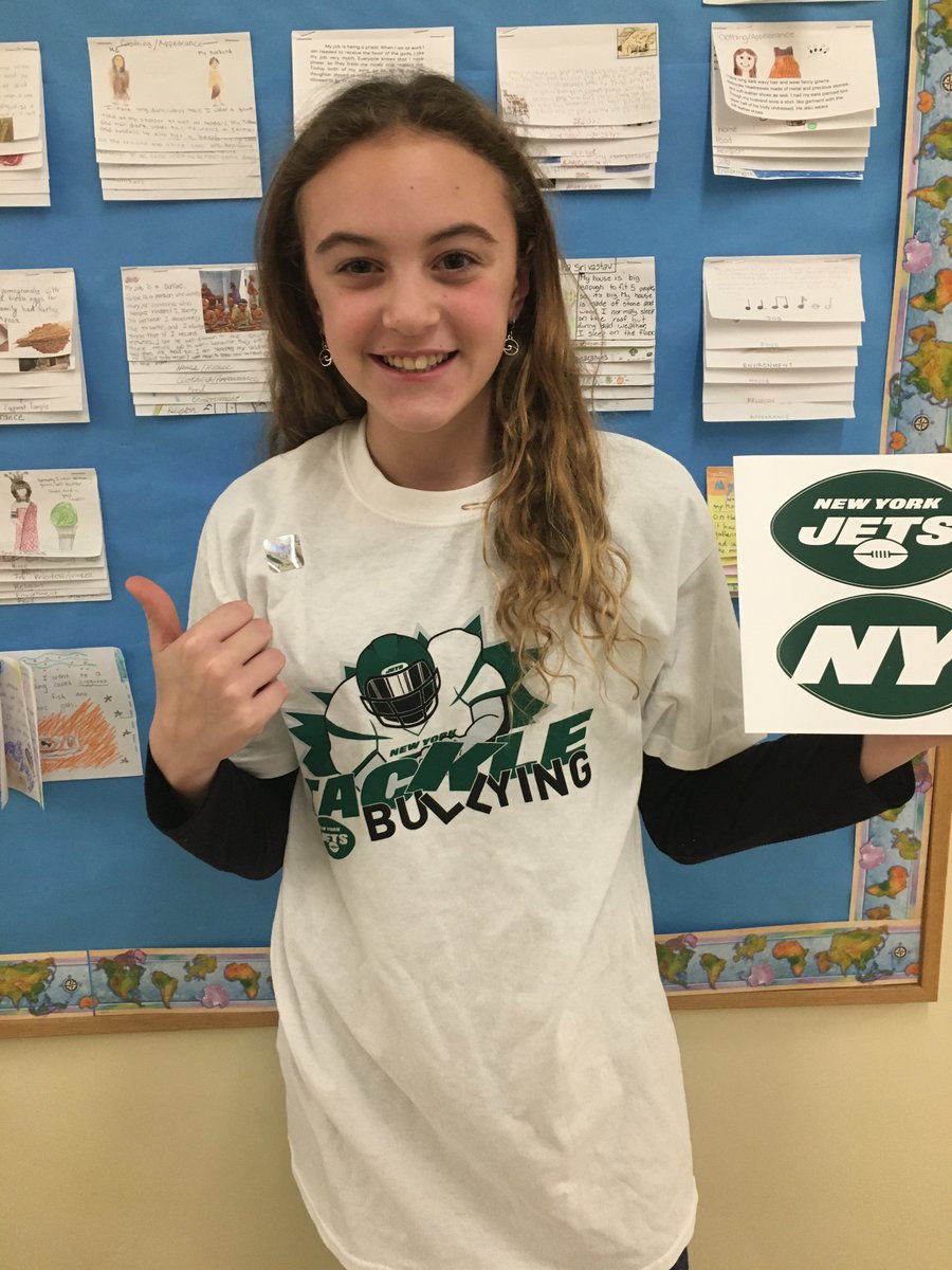 MMSGuidDept's tweet photo. Ariana is our choice for @nyjets Upstander of the Week for week 13 at Millburn MS. We are grateful to have students like her who are so helpful and caring. @STOMPOutBullyng #JetsTackleBullying @MillburnMSPrin @millburnschools https://t.co/FETLZe2GXc