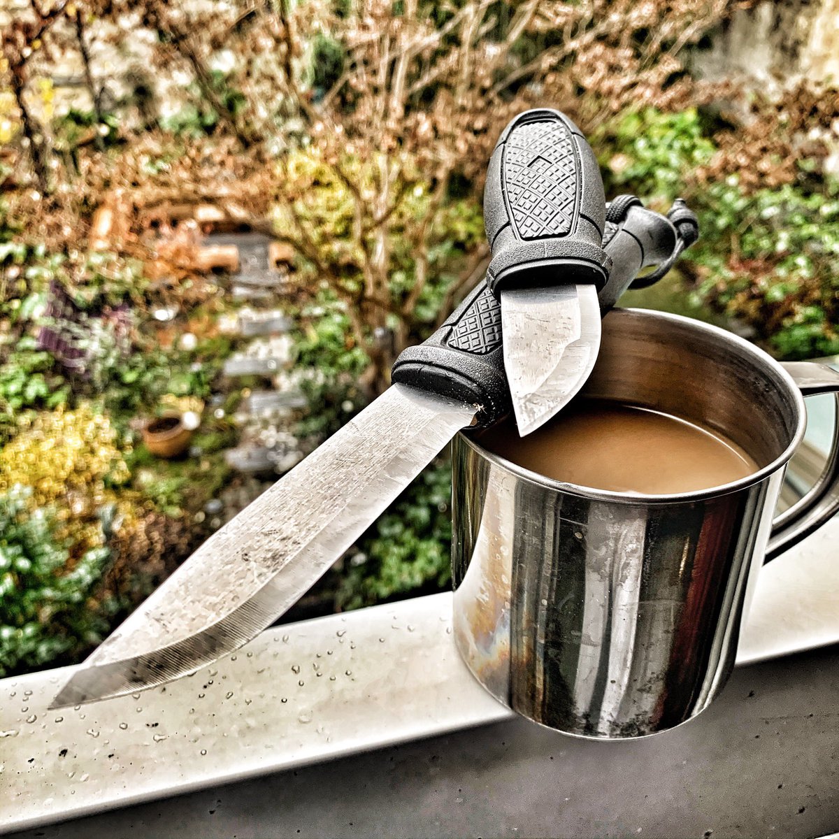 LGDL2's tweet photo. "Going back to my woods 🎶" ... #Haveaknifeday #knifeandcoffee #coffeeandknife #MoraKnives #MoraGarberg #MoraEldris #MoraKniv #helikontexbushcraftsatchel #HelikonTex #knifelife #bushcraftknife #survivalknife #tacticalknife #bushcraft #campknife #knifeaddict #knifeporn https://t.co/4DuSgSI5wo
