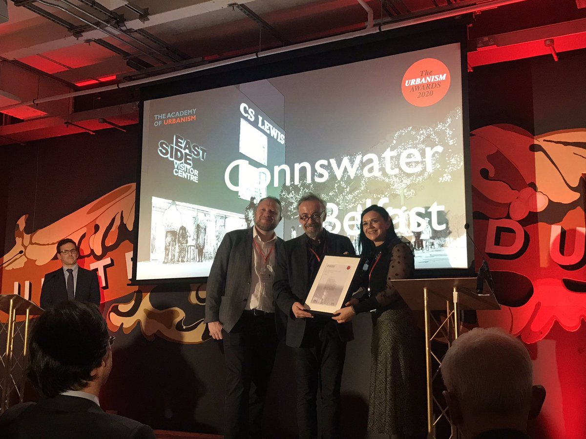 Great recognition for @ConnsGreenway winning the Great Place Award at tonight's @theAoU Awards 😁  #UrbanismAwards #chooselandscape @EastSidePship