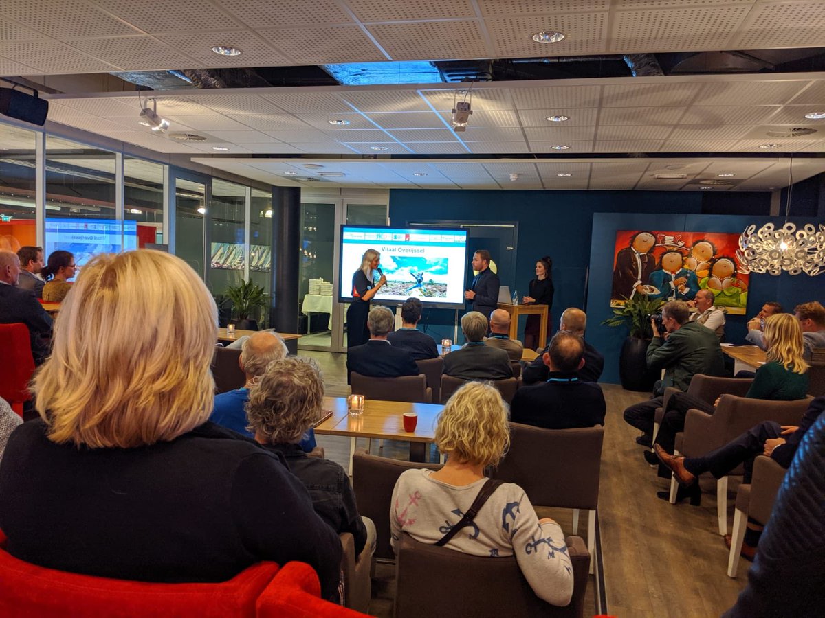RoydeWitte's tweet photo. We zijn op weg naar een @ProvOverijssel sportakkoord! Veel dynamiek, passie en energie. Op zoek naar de juiste balans tussen lokale uitvoering en nationale ambitie. https://t.co/Bjb4LznI4j