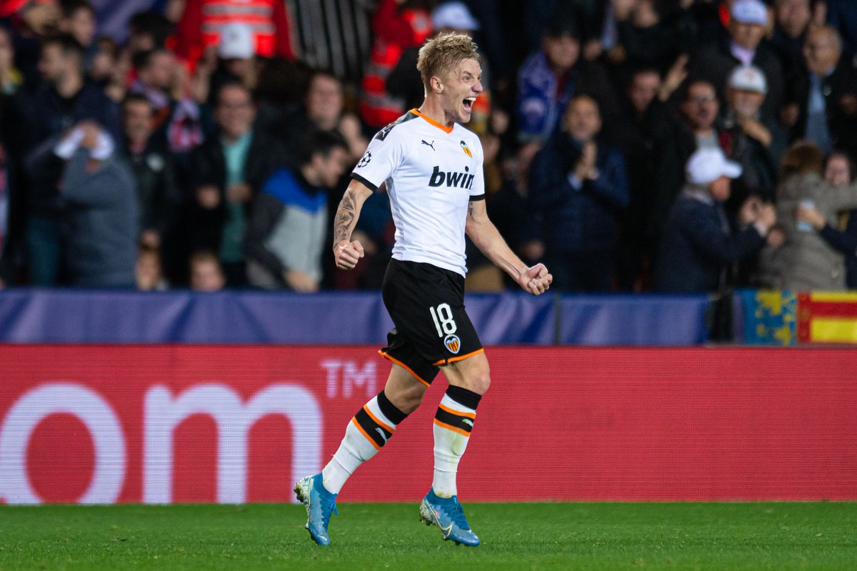 4-4 vs. Ajax
2-2 vs. Valencia

Chelsea are must-watch in the Champions League right now 🍿