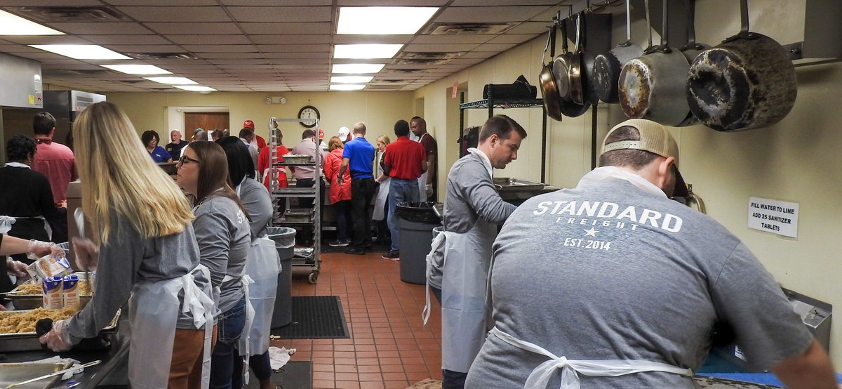 StandardFreight's tweet image. Standard Freight was delighted to help out such a worthwhile local charity, Christian Services, Inc. Five of our team spent the day volunteering and helping out in their soup kitchen to prepare and serve Thanksgiving Meals to those in need. 
#TheStandardWay #Volunteer