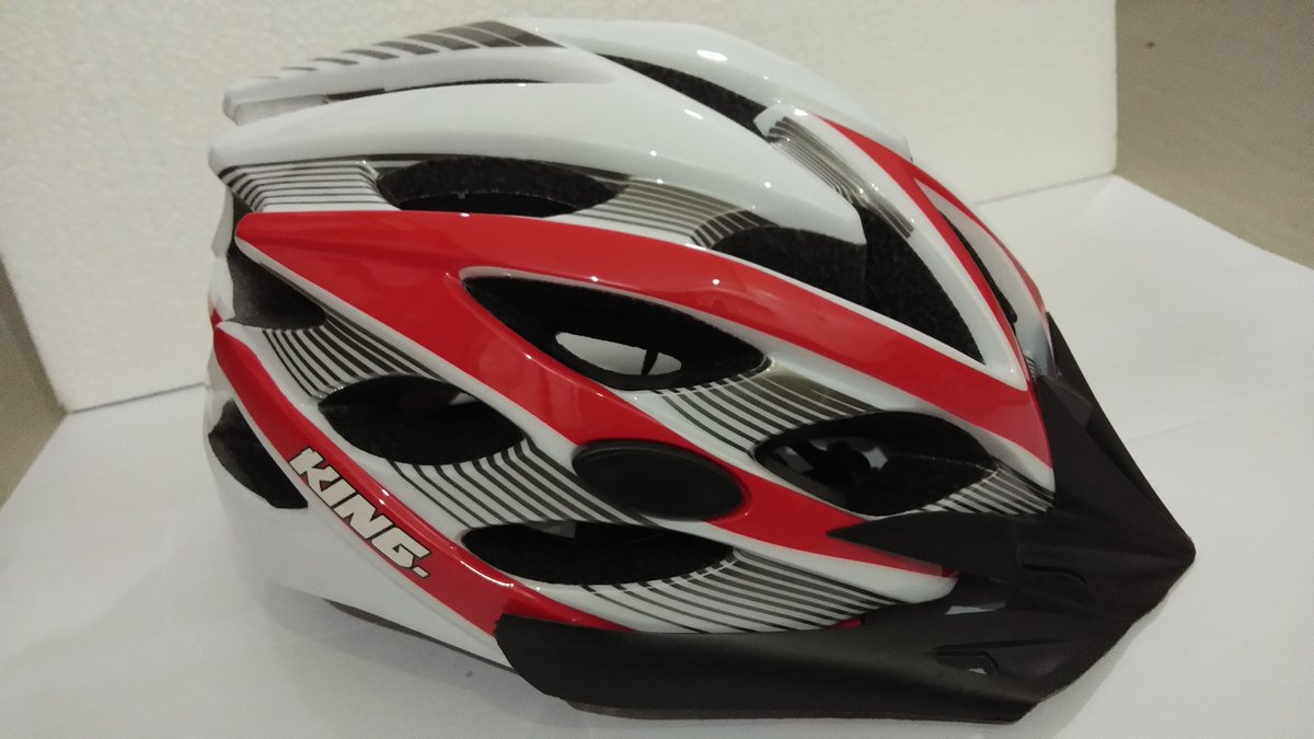 dhenydhenot's tweet photo. Wts..helm KING, size M, new 250k, lokasi cileduk-sudirman, wa.085885519955 thanks.. #fnfjb @FnFjb https://t.co/DdrROqGDGw