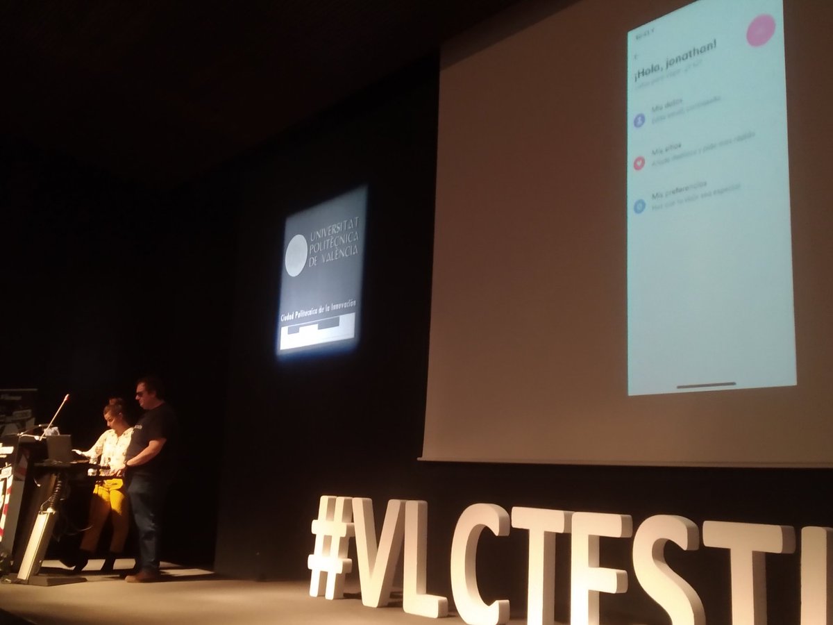 salvacastany's tweet photo. Pidiendo un @cabify a manos de @jonathanchacon con la herramienta de accesibilidad 💪🙌 #vlctesting19 https://t.co/p7DDifiYIM