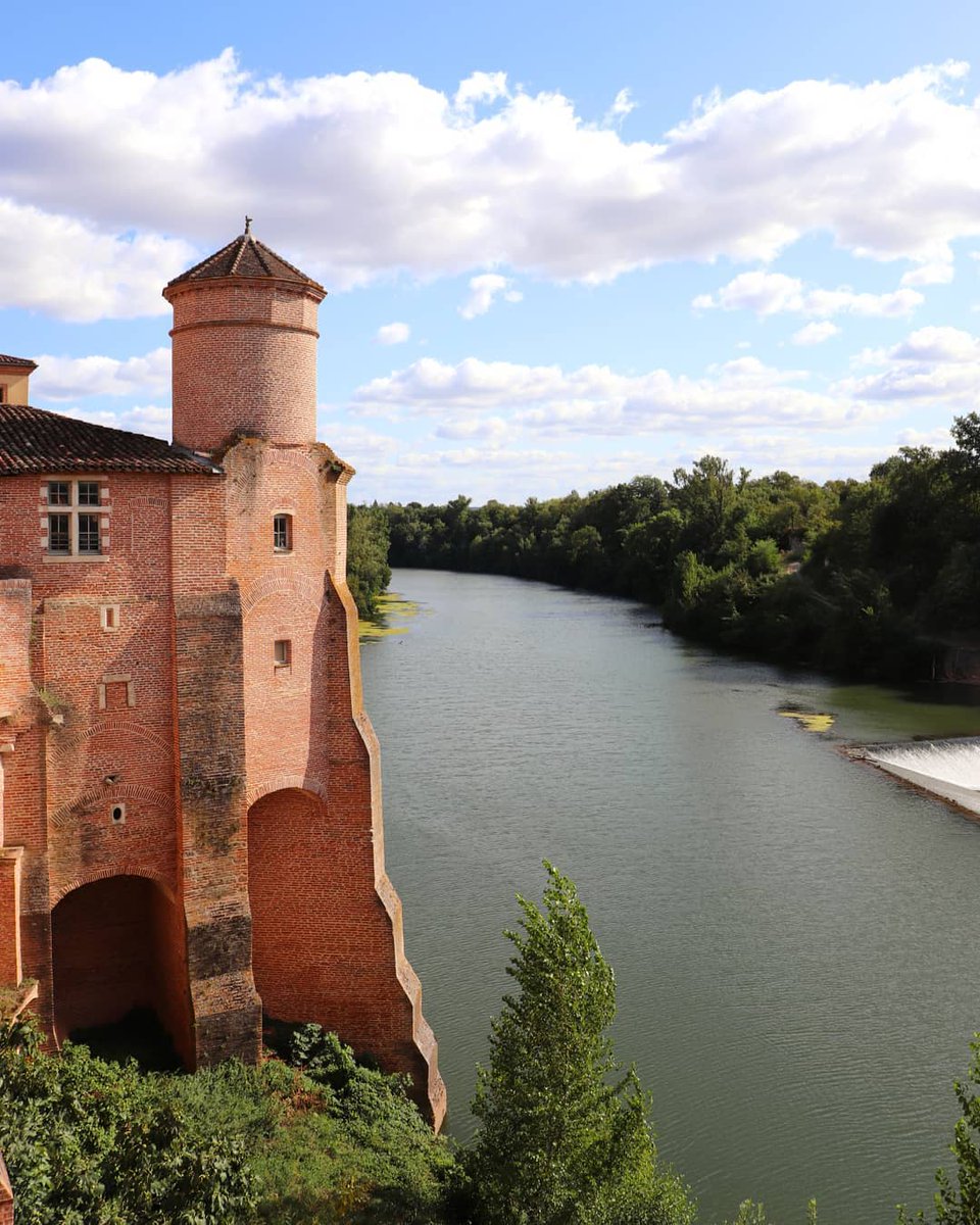 WinesofSWFrance's tweet photo. Discover Gaillac, an appellation full of history and winemaking traditions.  📸|@chrysvadrouille https://t.co/1vEPRA7FLD