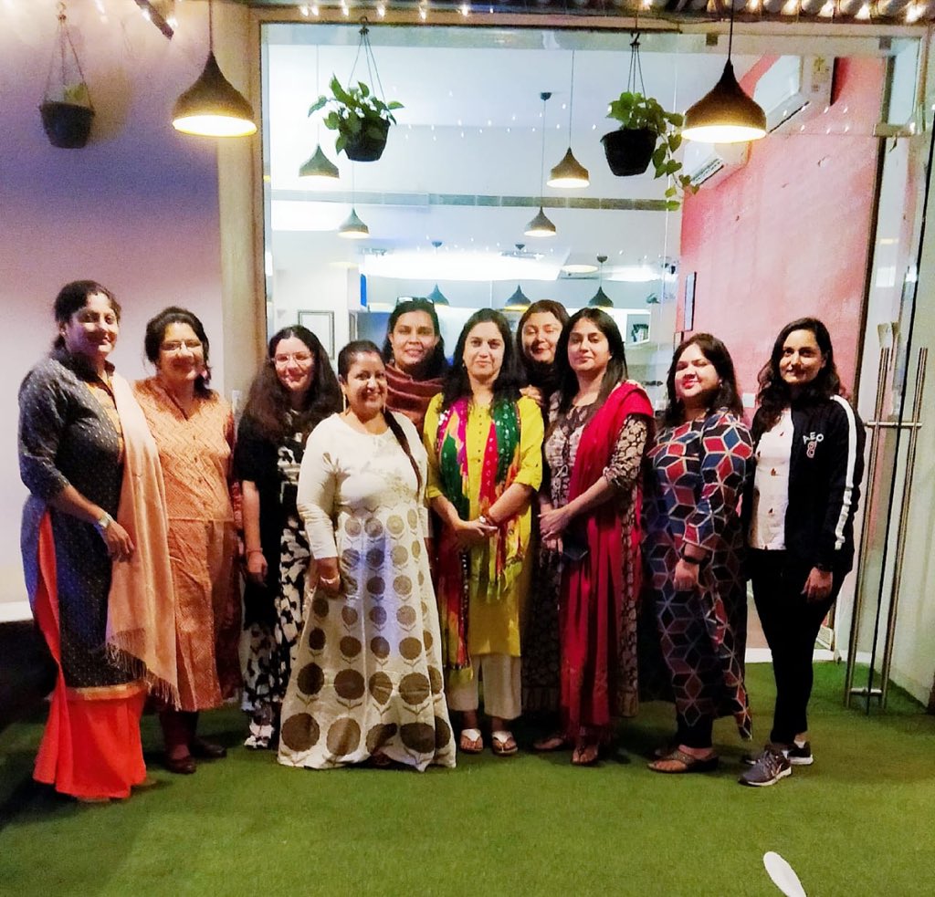 Sonakshi_V's tweet photo. Free to speak, and to be heard.....aim of #Pitara Unbox Emotions
Here we are with fearless women tribe !!
For more info do follow @ShaktiWomenOrg
#Pitara
#FreeTalk #MentalHealthMatters
#Communitybuildup
#SafeFeel
#WomenTribe
#PositiveVibes
@DhiSukham @inlife20 #jaipur https://t.co/D6khXH73l9