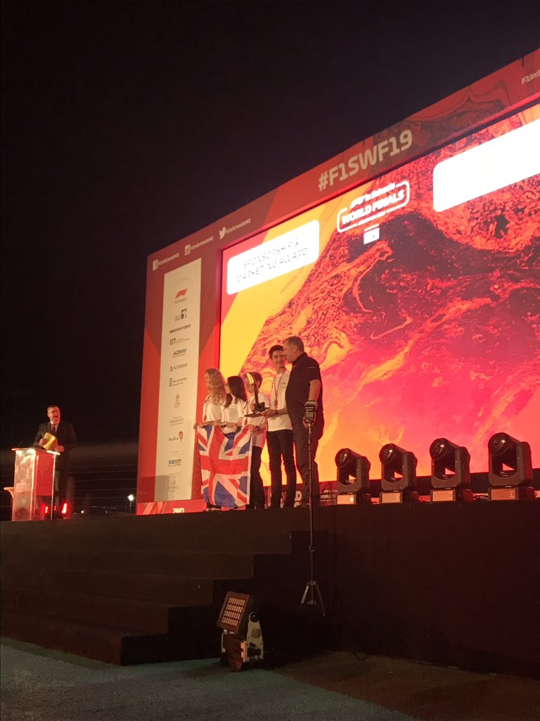 STEMRacingHQ's tweet image. It’s @CenturionRacing who take the Sponsorship and Marketing prize supported by @HaasF1Team 👩🏻‍💻👨🏻‍💻

#F1SWF19 #YasWeCan