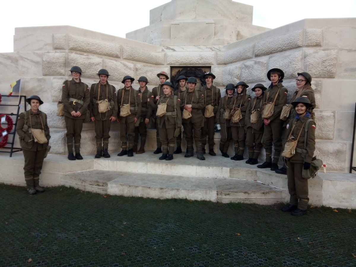 StBrendansSFC's tweet photo. History students travelled to Belgium recently and took a step back to WWI! The group spent a busy 5 days in Ypres and learnt more about British Warfare. The trip included a visit to @FlandersWW1, Menin Gate and Passchendaele. Read the full story on our website. #studyinghistory https://t.co/Auuf8r0AtC