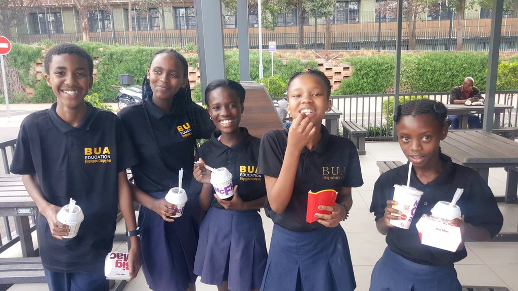 Bua_education's tweet photo. A great meal to end a wonderful day. Thank you @McDonalds_SA for supporting @Bua_education 🙏❤
#ImLovingIt https://t.co/f9S4r25cy3