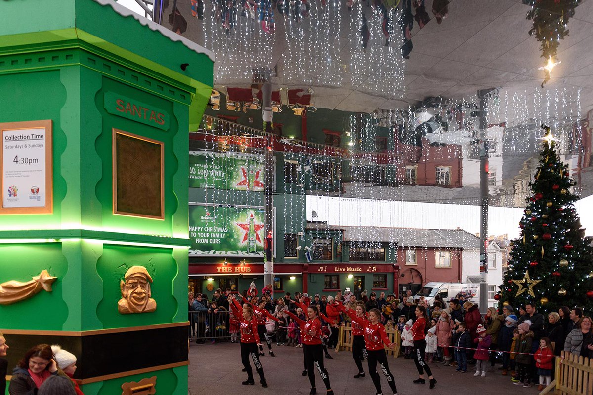 City Square SC (@citysquaresc) on Twitter photo Santa's Giant Post Box is back in City Square this year for <a href="/Winterval_WAT/">Winterval Waterford</a>. Post your letters to Santa whenever you are passing by, then on Sat & Sun afternoons at 4.15, the elves from WAMA will pick up the letters and take them straight to the North Pole! ☃️✨📨 #Winterval2019 Santa's Giant Post Box is back in City Square this year for <a href="/Winterval_WAT/">Winterval Waterford</a>. Post your letters to Santa whenever you are passing by, then on Sat & Sun afternoons at 4.15, the elves from WAMA will pick up the letters and take them straight to the North Pole! ☃️✨📨 #Winterval2019
