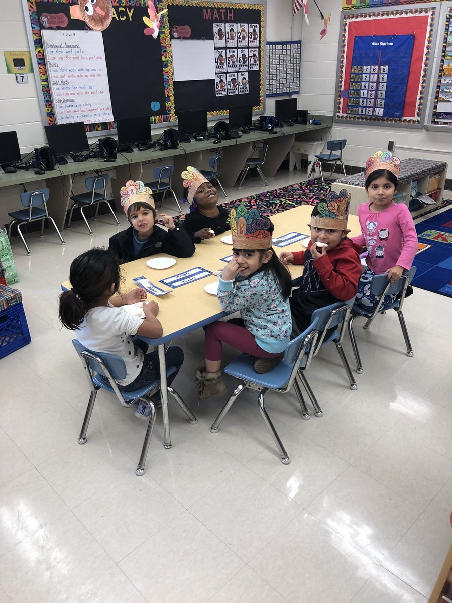 KCSDMaryDLang's tweet image. Happy Thanksgiving from our family to yours! #homemadebutter