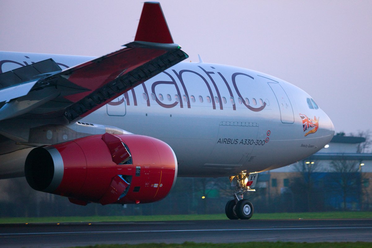 manairport's tweet photo. Explore the USA direct from @manairport with @virginatlantic’s 5 amazing routes 🤩 You could #win a £2,000 @virginholidays travel voucher by re-tweeting this post &amp; answering: How many US destinations do Virgin Atlantic fly direct to from Manchester? 🇺🇸 #MANCSgiving #Thanksgiving https://t.co/Y3NENGa7O7