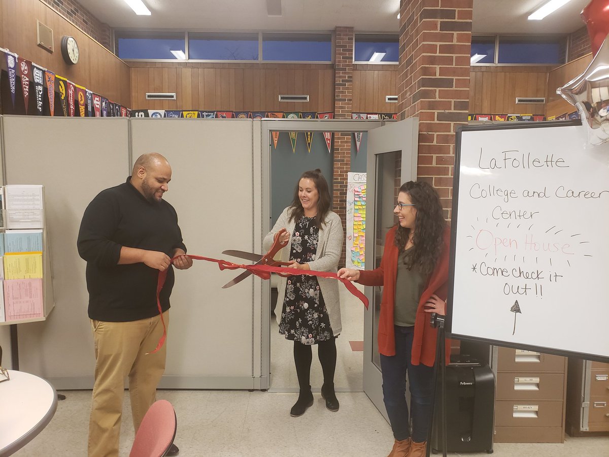 POCeducator's tweet photo. Shout out to the @LHS_Lancers @LAF_Counselors with the Grand opening to the new College and Career Center.  Students can begin accessing the center on a daily basis #madisonfamily https://t.co/Xr3C22Bn1U