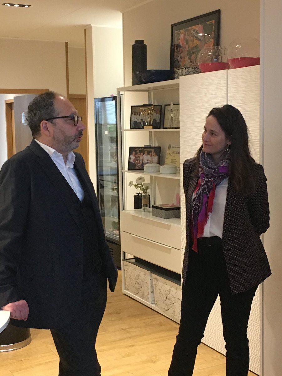 centre_Stime's tweet photo. Nous avons la joie de recevoir @MarieGillainoff qui apporte son soutien au @centre_Stime #aprescancer #Amiens https://t.co/CjKVKENWbx