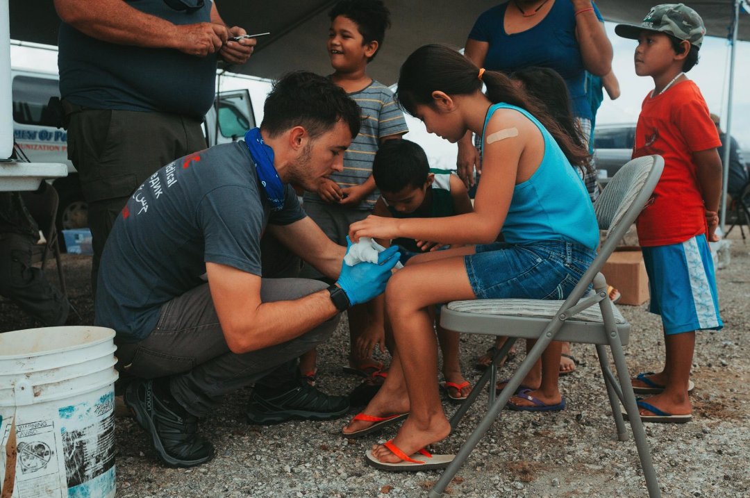 Team Rubiconʻs volunteers are on the ground to support efforts in the Republic of the Marshall Islands to contain a Dengue Fever Outbreak. Team Rubicon’s medical team will backstop the Dengue Fever Ward at Majuro Hospital.