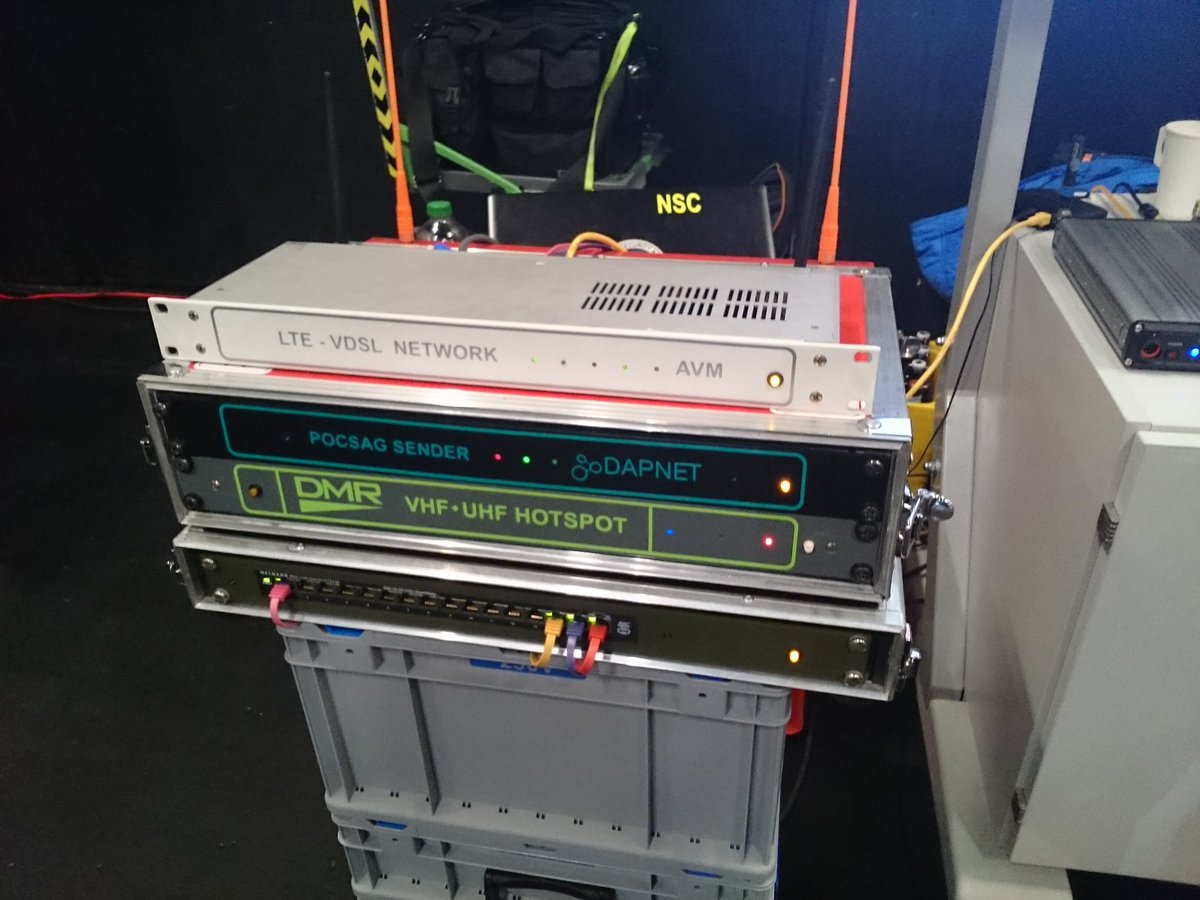 Notfunk_DL's tweet photo. Tag zwei auf der @PMR_Expo 2019 - hier noch zwei Bilder von unserem Stand. #Notfunk #Katastrophenschutz #Amateurfunk https://t.co/AAA1q0zAKP