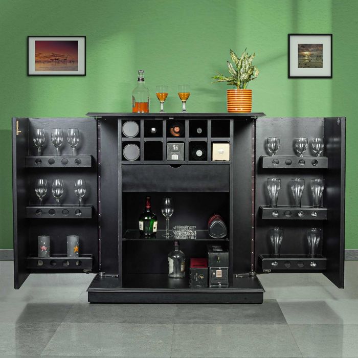JacFurn's tweet photo. Hard Wood Oriental Bar Unit with Glass and Bottle Holders / Compartments from JacFurn.

Shop Now : https://t.co/jAn51k6rwD
Call us on : +91-9388813400

#furniture #interiordesign #design #interior #homedecor #furnituredesign #barfurniture #barfurnituredesign #winebarrelfurniture https://t.co/L9RKh48vAB
