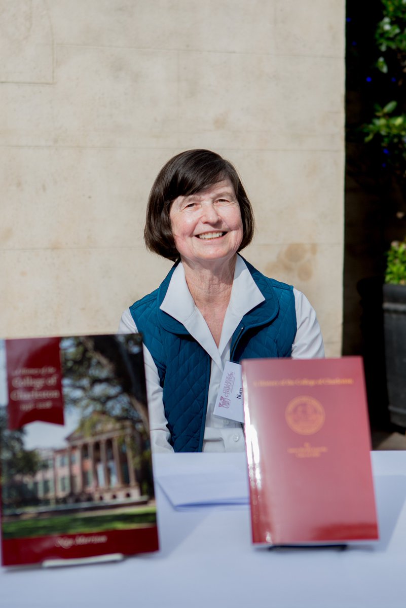 CofCalumni's tweet photo. During #FallAlumniWeekend, we were lucky to have Alumni and faculty authors sign their books for attendees. #CofCAlumni #KnowThyself 📚 https://t.co/215ErkSOyY