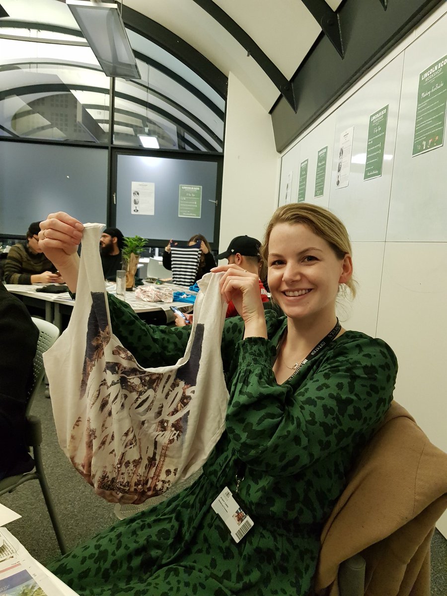 ClaudiaSima2's tweet photo. @rebeccakforster at the #lincolneco student managed event on sustainability @UoLBusiness @UoLEnvironment https://t.co/DE8znTTVYY
