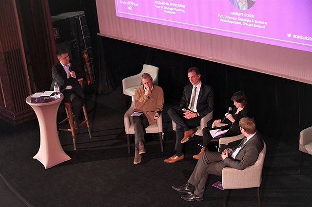 Sur scène, pour animer la conférence “Le contenu, valeur d'avenir de l'industrie automobile?” <a href="/laurentguimier/">Laurent Guimier 🎙️💙</a> a donné la parole à <a href="/frederic_bedin/">Bedin frederic</a>, Tom Betts, Laurent Ross et @alex_montaron

#CMTalk2019 #talk #paris #pruple #conference #colors #violet #stage #throwback #mobility…