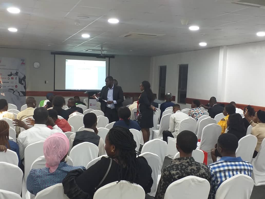 ZenithBank's tweet photo. Oracle and Founder Five hosting supersessions at the just concluded #ZenithTechFair2019 https://t.co/YG0t8zlsI3