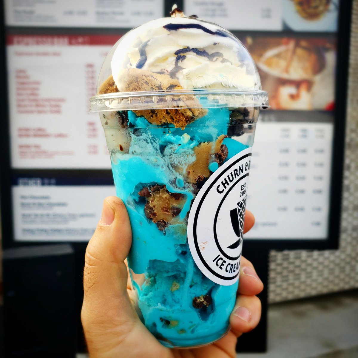 ChurnAndBurns's tweet photo. Cookie dough Madness. Big chunks of cookie dough combined with our delicious cookie dough ice cream top with a cookie and secret recipe whipped cream.πππͺ #wichitakansas #ictlove #ictcream #ictdessert #icteats #ictlocal #churnandburn #wichitadessert #wichtawesome https://t.co/wJhDjruWnD