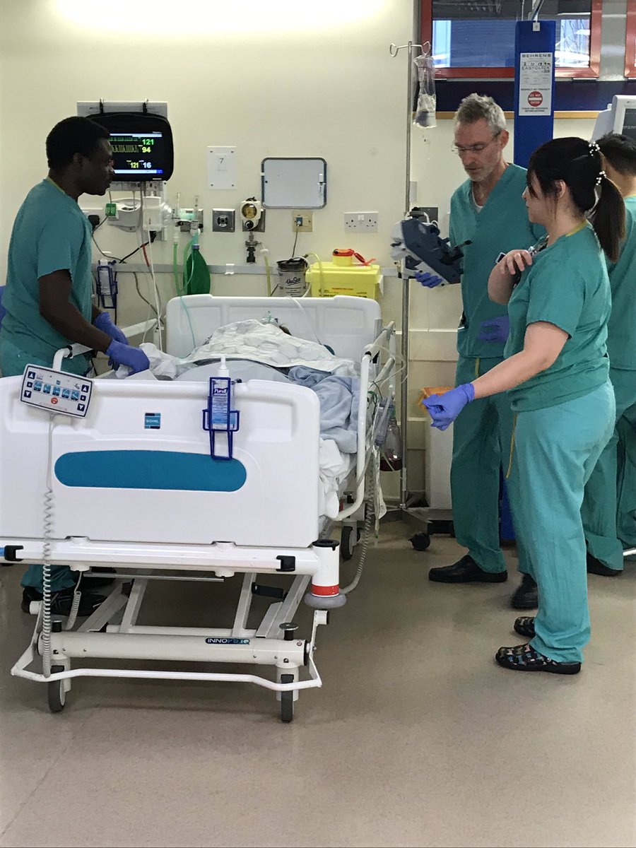 SalisburySim's tweet photo. Point of care SIM in Recovery today, great learning and discussion of the importance of a hands off handover. @SalisburySim @EducationSft @CaraCBCEO @lornawilko @aoifedonoghue2 @BernieDunn6 https://t.co/uyNNVjM3Et