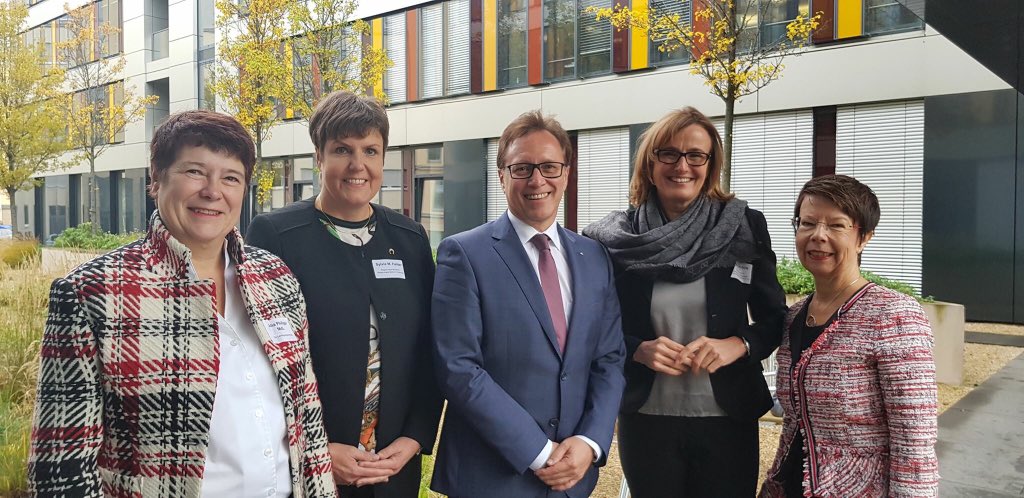 #regional #innovation #strategies are crucial for being globally competitive - interesting discussion with <a href="/SchuetzKatrin/">Katrin.Schuetz</a> in #Mannheim with over 150 people #Europe #future #support #funding #collaboration #across #borders <a href="/WM_BW/">Wirtschaftsministerium BW</a> <a href="/SEZ_Europa/">SEZ</a> <a href="/Verband_MRN/">Verband Metropolregion Rhein-Neckar</a> <a href="/regio/">Regio</a> <a href="/EU_Commission/">European Commission</a>