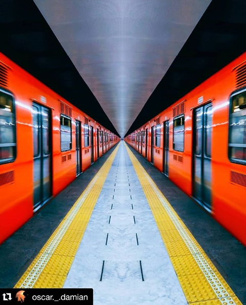 Canal22's tweet photo. En el Metro compartimos muchas cosas. En él hemos sido felices y también desdichados; prácticamente, forma parte de nuestras vidas.

“Cortos del 50 aniversario del Metro de la CDMX”

Jueves, 22:30h.
#50AñosSTC 
@procine_oficial

📸 Óscar Damián https://t.co/sypbPR8Ybc