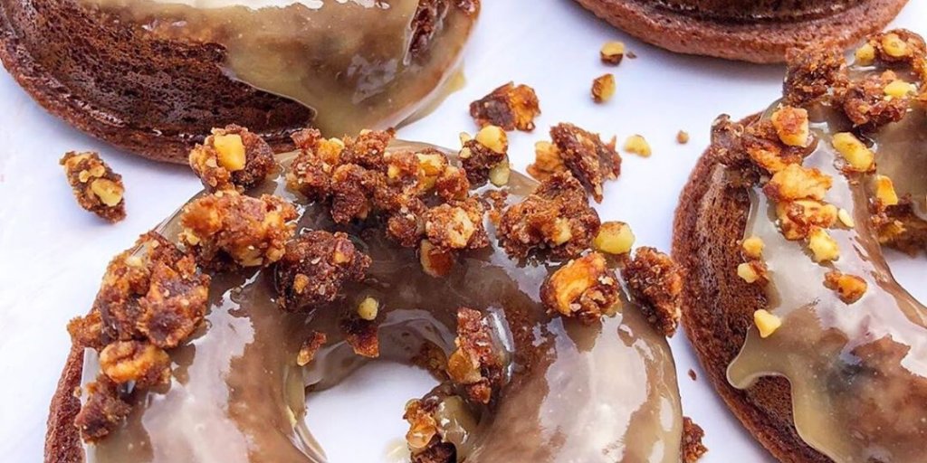 _freedombar's tweet photo. These #Yummies are topped with our Apple Cinnamon Bars 😋😋 Real food, #glutenfree #nodairy #nopreservatives
Grab Your Bars here 👉https://t.co/kUFeJ5UGbr https://t.co/2sxzzTCASS