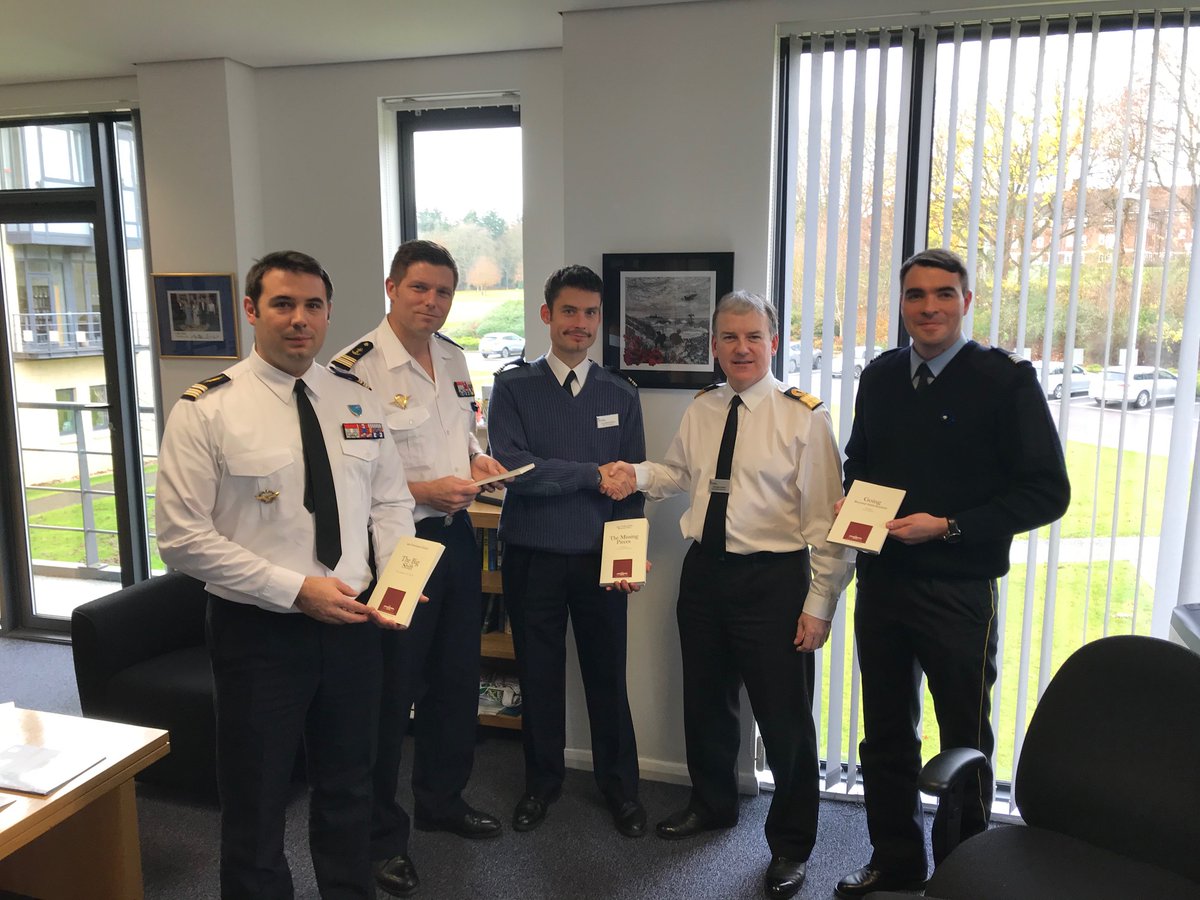 Heber Ackland 🇺🇦 🇨🇦 🇬🇧 (@heberackland) on Twitter photo Our 5 excellent French students on @UKACSC presenting me with copies of published work by students <a href="/ecoledeguerre/">École de Guerre</a>. Good to see sharing of ideas on Defence Education and Research between UK and France. For some of the UK research take a look at medium.com/the-cormorants… Our 5 excellent French students on @UKACSC presenting me with copies of published work by students <a href="/ecoledeguerre/">École de Guerre</a>. Good to see sharing of ideas on Defence Education and Research between UK and France. For some of the UK research take a look at medium.com/the-cormorants…