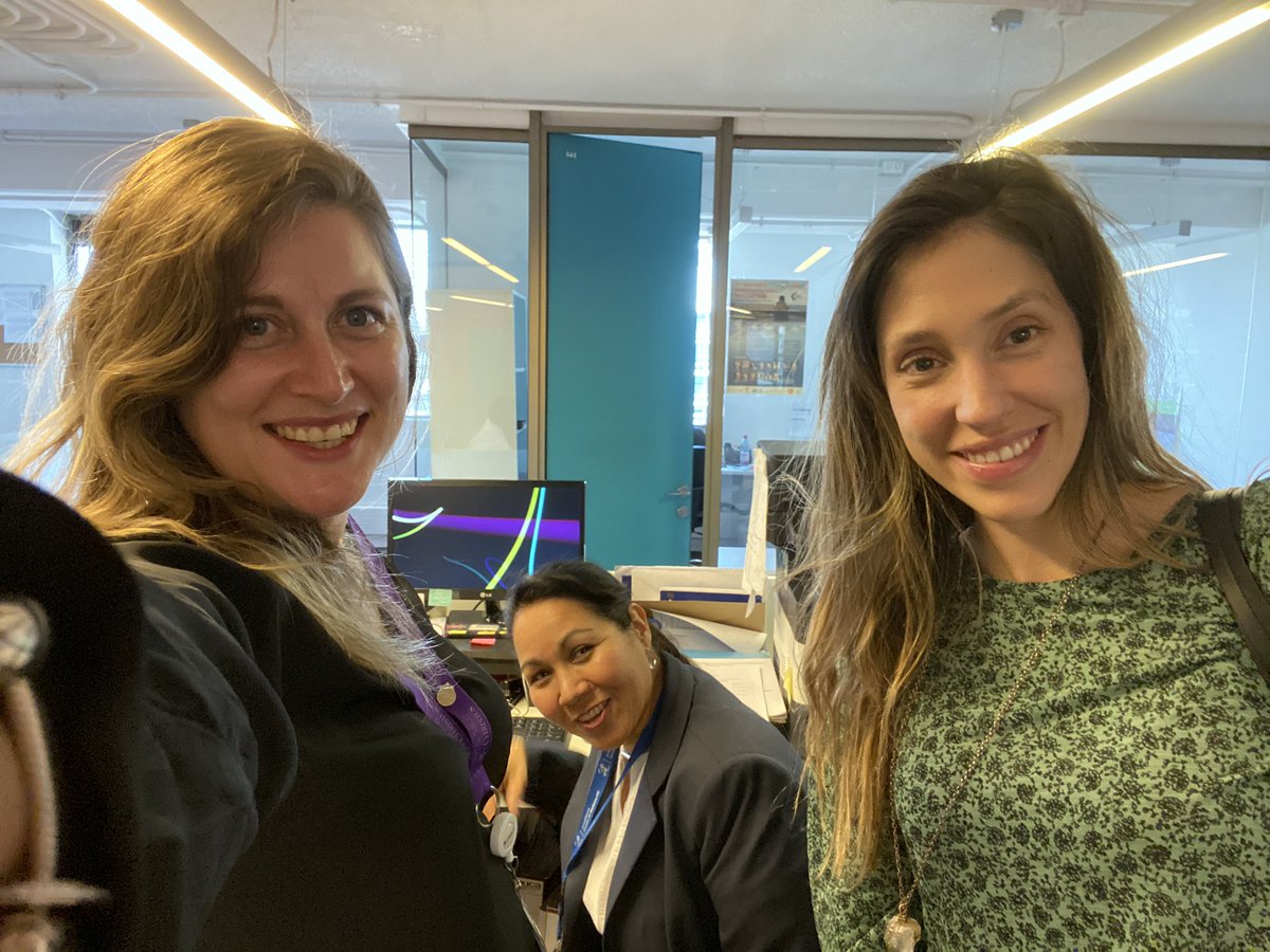 Felicitaciones a nuestra querida <a href="/ignaciarodoni/">Ignacia Arteaga</a>!! Seca!! Un orgullo de egresada!! Gracias por haber elegido nuestro programa. Éxito en tus siguientes pasos en <a href="/PsiquiatriaCASR/">Psiquiatría Hospital Dr. Sótero del Río</a>, donde sabemos que enriquecerás el trabajo que ya se realiza en el área de enlace!! #PEMP <a href="/magonza16/">Matías González T</a>