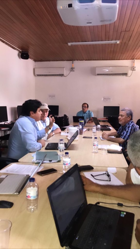 jnicobarrios's tweet photo. Tuvimos una productiva sesión de Comité Tecnico de Centro, en donde se revisaron de manera prospectiva los procesos de formación, Sennova, emprendimiento, evaluación por competencias laborales y el desarrollo del sector agro en los procesos de formación. #ElPorvenirAvanza https://t.co/cpKm70vJTU