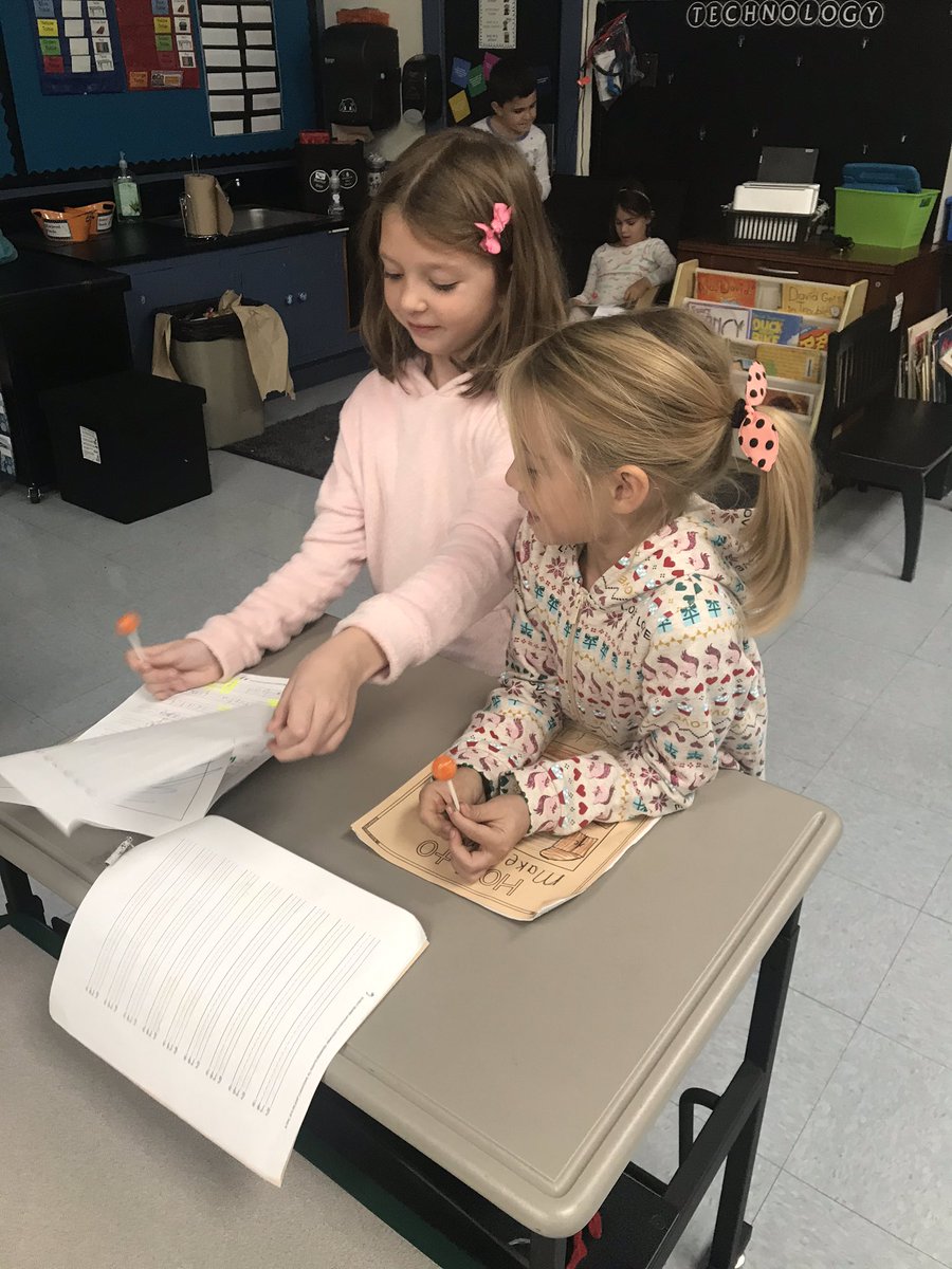 Susan Miller tweet media