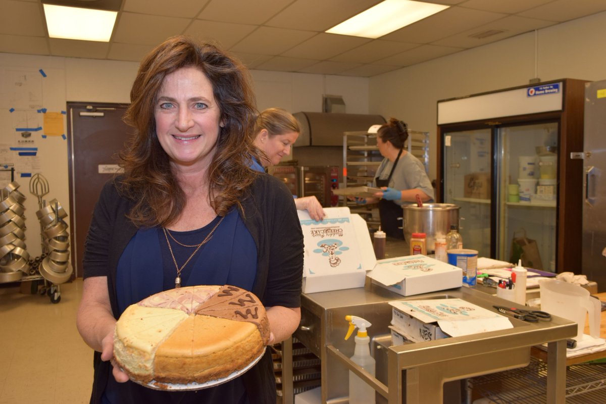 sba_minnesota's tweet photo. Stopping at @MPCheesecake on our #ShopSmallMN tour gave us a sweet opportunity to meet with #smallbiz owner, Tami Cabrera. Besides making artisan cheesecakes in over 200 flavors, she gives back bigtime. →https://t.co/iquoZbbxJm #ShopSmall https://t.co/Sxk4E2dKNz